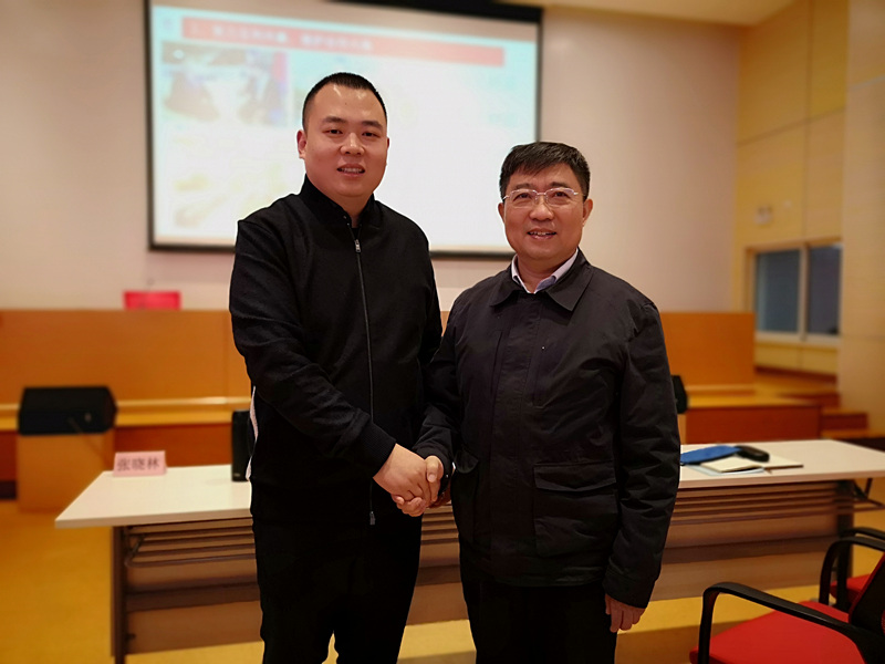 豫商赴滬，共研發(fā)展│許明月董事長(cháng)參加民建河南省企業(yè)家會(huì )員班培訓