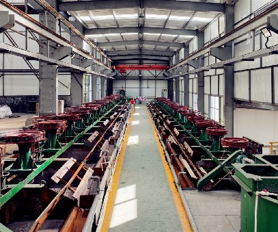 三班接力，晝夜不息｜王家河選礦廠(chǎng)里的堅守與傳承